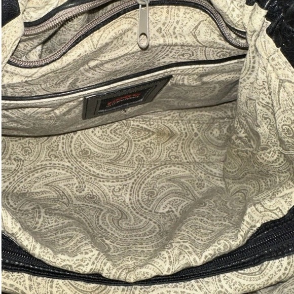 Hobo International Black Leather Ruched Shoulder Bag Purse - Picture 4 of 5